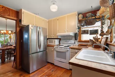 5448 Lake Mendota Drive, Madison, WI 53705 - Photo 15