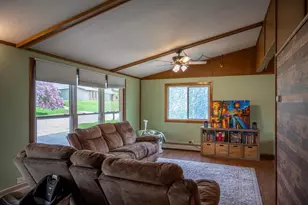 670 Cairns Ave, Richland Center, WI 53581 - Photo 7