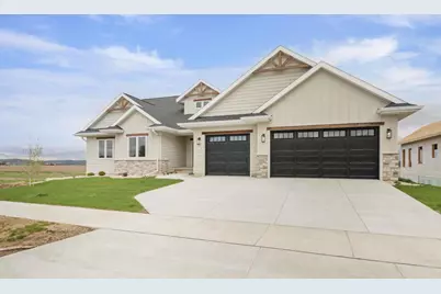 2016 Jack Ryan Drive, Prairie Du Sac, WI 53578 - Photo 3