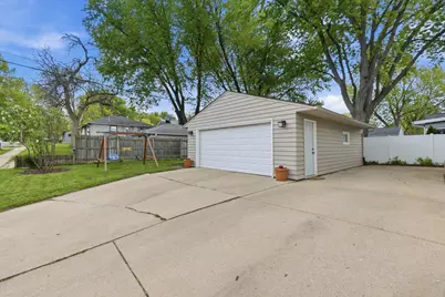 713 Dempsey Road, Madison, WI 53714 - Photo 5