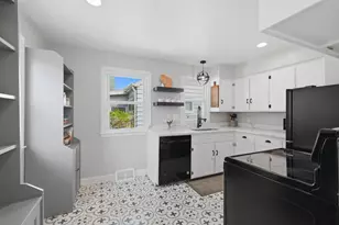 713 Dempsey Rd, Madison, WI 53714 - Photo 13