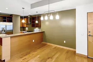 309 Washington Ave, Madison, WI 53703 - Photo 9
