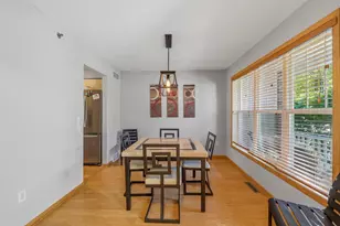 5462 Coachman Pl, Fitchburg, WI 53711 - Photo 3