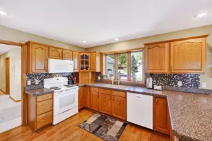 5 Vienna Cir, Madison, WI 53718 - Photo 15