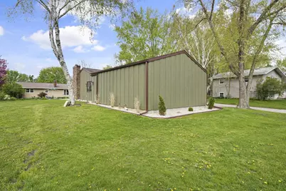 218 Avalon Road, Columbus, WI 53925 - Photo 9