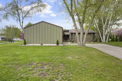 218 Avalon Road, Columbus, WI 53925 - Photo 3