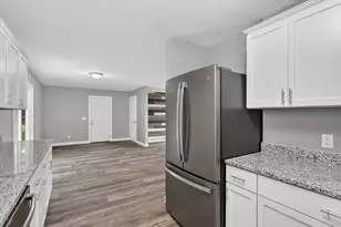2027 N Washington St, Janesville, WI 53548 - Photo 23