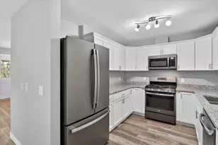 2027 N Washington St, Janesville, WI 53548 - Photo 11