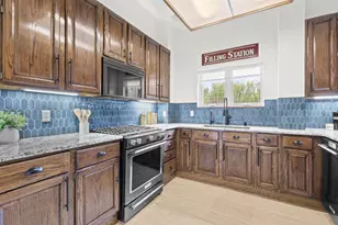 5416 N Co Rd H, Janesville, WI 53548 - Photo 3