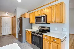 420 Rosemal Ln, DeForest, WI 53532 - Photo 7