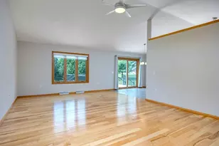420 Rosemal Ln, DeForest, WI 53532 - Photo 3