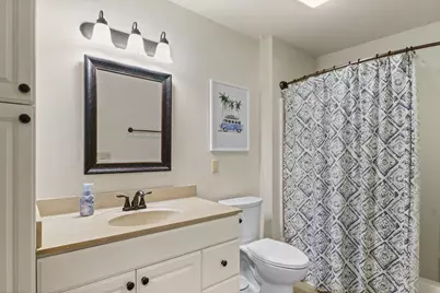 8530 Greenway Boulevard #212, Middleton, WI 53562 - Photo 19