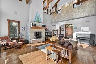 5675 Ashbourne Ln, Fitchburg, WI 53711 - Photo 13