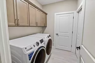 1804 Maplecrest Dr, Madison, WI 53593 - Photo 17