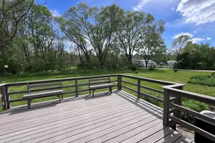 28613 Gunderson St, Lone Rock, WI 53556 - Photo 11