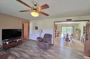 28613 Gunderson St, Lone Rock, WI 53556 - Photo 21