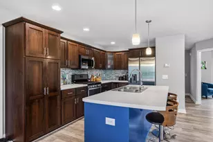 427 Galileo Dr, Madison, WI 53718 - Photo 9