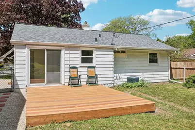 4417 Jay Drive, Madison, WI 53704 - Photo 9
