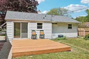 4417 Jay Dr, Madison, WI 53704 - Photo 9