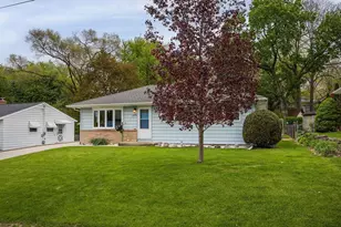 4208 Elinor St, Madison, WI 53713 - Photo 3