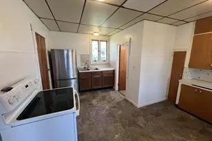 209 Volk St, Portage, WI 53901 - Photo 9