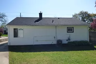 1520 Lincoln Heights, Beloit, WI 53511 - Photo 3
