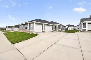 1120 Quinn Dr, Waunakee, WI 53597 - Photo 3