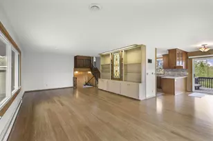 1004 Ridgewood Dr, Stoughton, WI 53589 - Photo 13