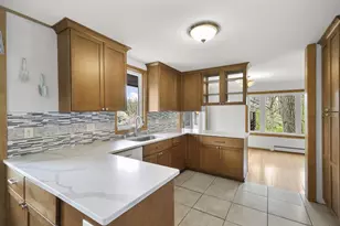 1004 Ridgewood Dr, Stoughton, WI 53589 - Photo 19