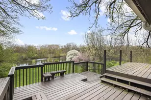 1004 Ridgewood Dr, Stoughton, WI 53589 - Photo 3