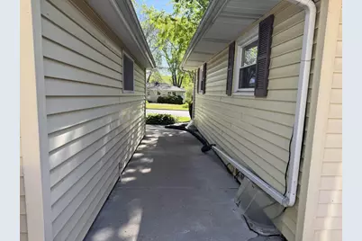 5403 Winnequah Road, Monona, WI 53716 - Photo 7