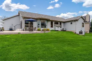 620 Waterford Dr, Beloit, WI 53511 - Photo 7
