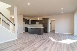 343 Sunshine Ln, Verona, WI 53593 - Photo 5