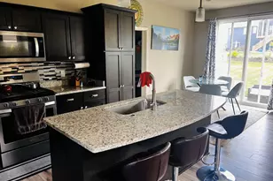 343 Sunshine Ln, Verona, WI 53593 - Photo 3