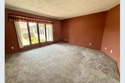 226 Beechwood Drive, Janesville, WI 53548 - Photo 3