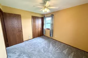 226 Beechwood Dr, Janesville, WI 53548 - Photo 25