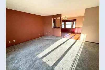 226 Beechwood Drive, Janesville, WI 53548 - Photo 7