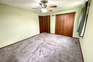 226 Beechwood Dr, Janesville, WI 53548 - Photo 39