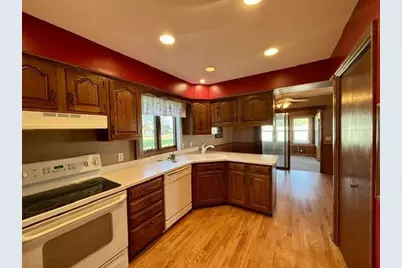 226 Beechwood Drive, Janesville, WI 53548 - Photo 13