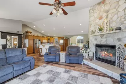 W7545 Country Drive, Beaver Dam, WI 53916 - Photo 13