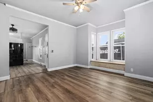 122 S 1st St, Janesville, WI 53536 - Photo 23