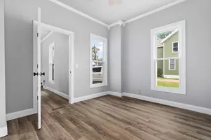 122 S 1st St, Janesville, WI 53536 - Photo 21