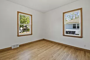 640 Sutherland Ave, Janesville, WI 53545 - Photo 13