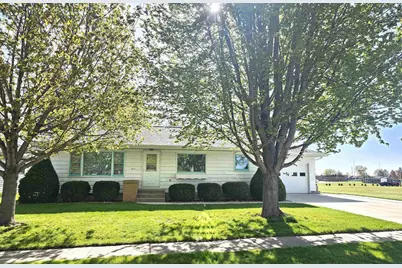 415 High Street, Waupun, WI 53963 - Photo 1