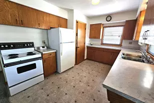 415 High St, Waupun, WI 53963 - Photo 5