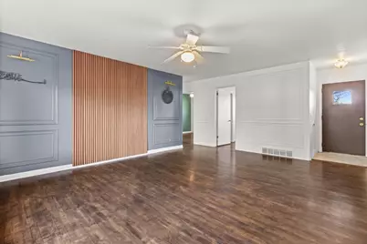 1125 Wheeler Road, Madison, WI 53704 - Photo 5