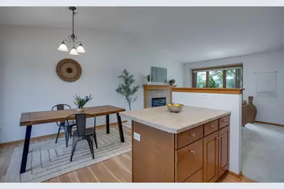 3533 Stonebridge Drive, Madison, WI 53719 - Photo 13
