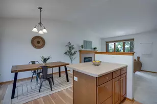 3533 Stonebridge Dr, Madison, WI 53719 - Photo 13