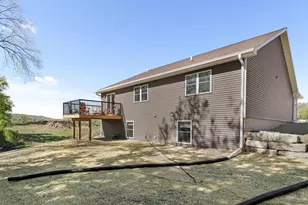 312 Roosevelt St, Baraboo, WI 53913 - Photo 27
