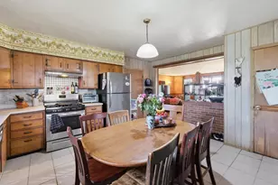 W6649 Hubbleton Rd, Watertown, WI 53094 - Photo 9